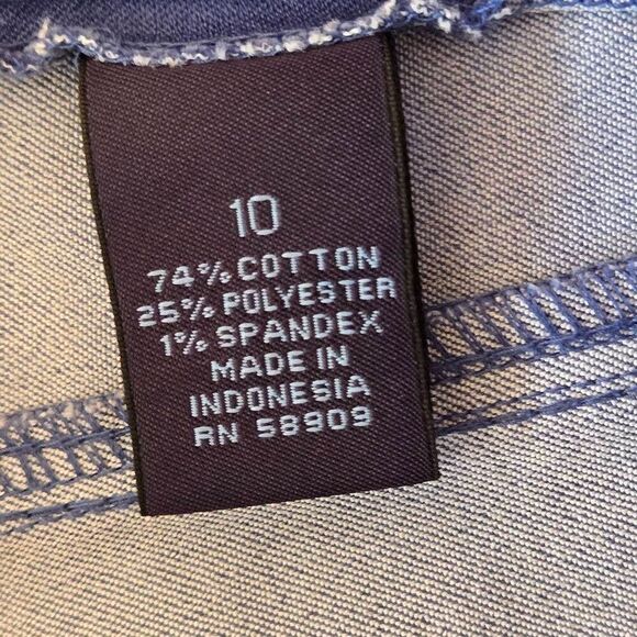 NWOT Westbound Women's Blue Stretchy High Rise Capri Pull On Pants Size 10 - Picture 5 of 10